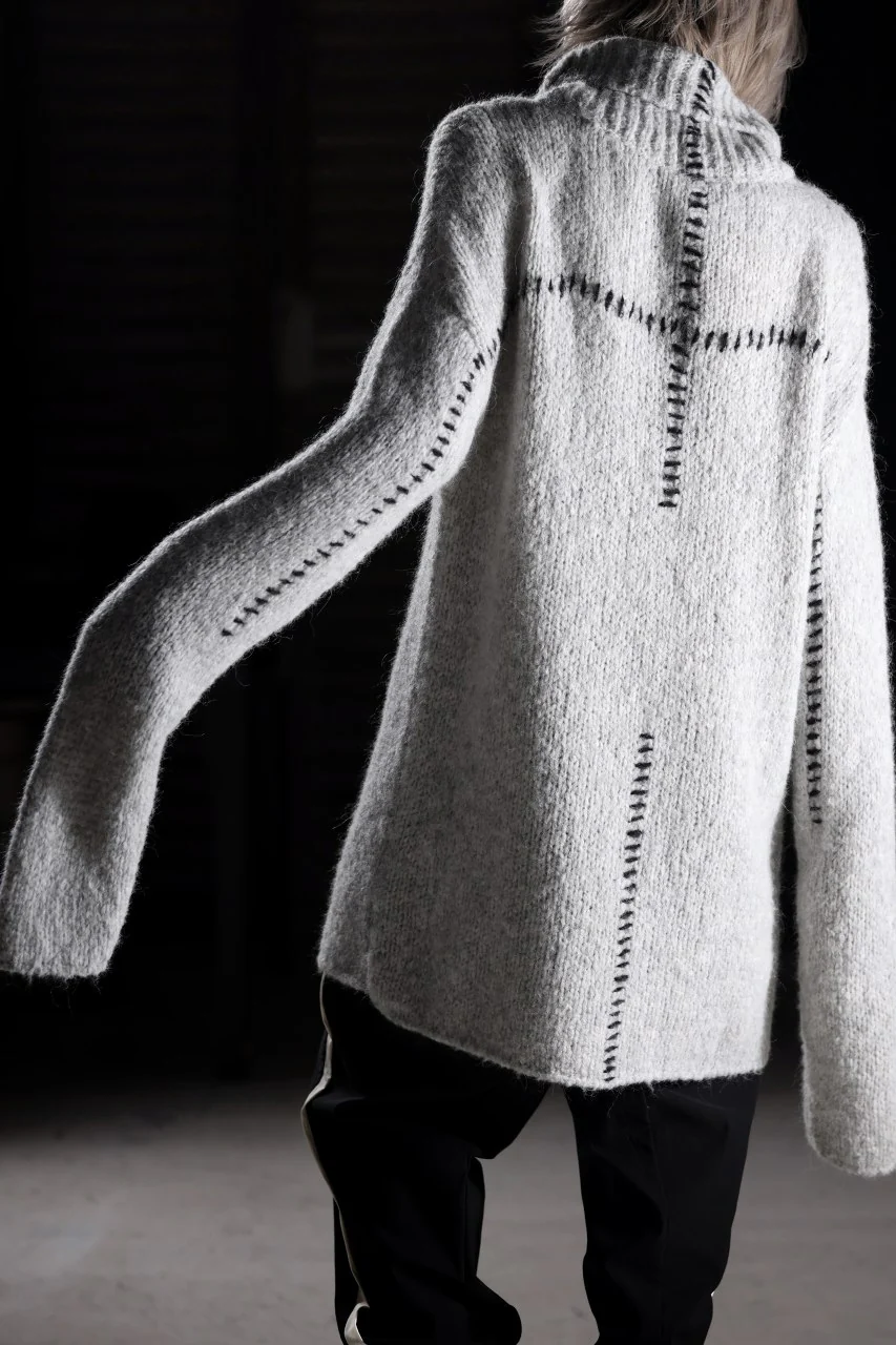 thom/krom HIGH COLLAR KNIT PULLOVER / ALPACA WOOL (LIGHT GREY) - Image 19