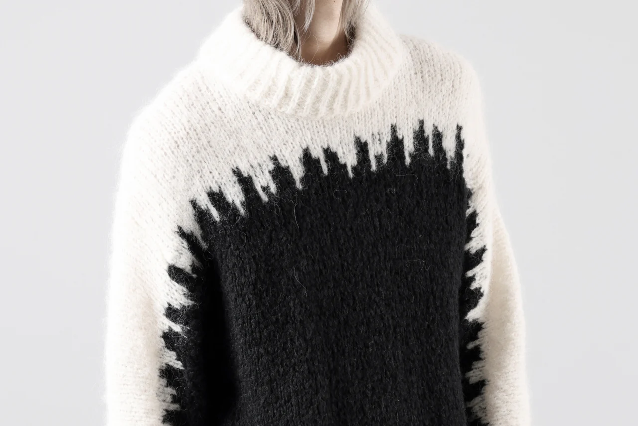 thom/krom MOCK NECK KNIT PULLOVER / ALPACA WOOL (WHITE x BLACK) - Image 43