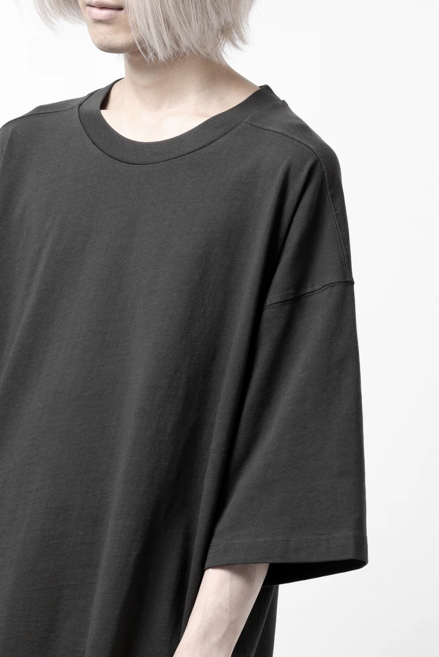 thom/krom OVER SIZED T-SHIRT / ORGANIC COTTON (GRAPHITE) - Image 14