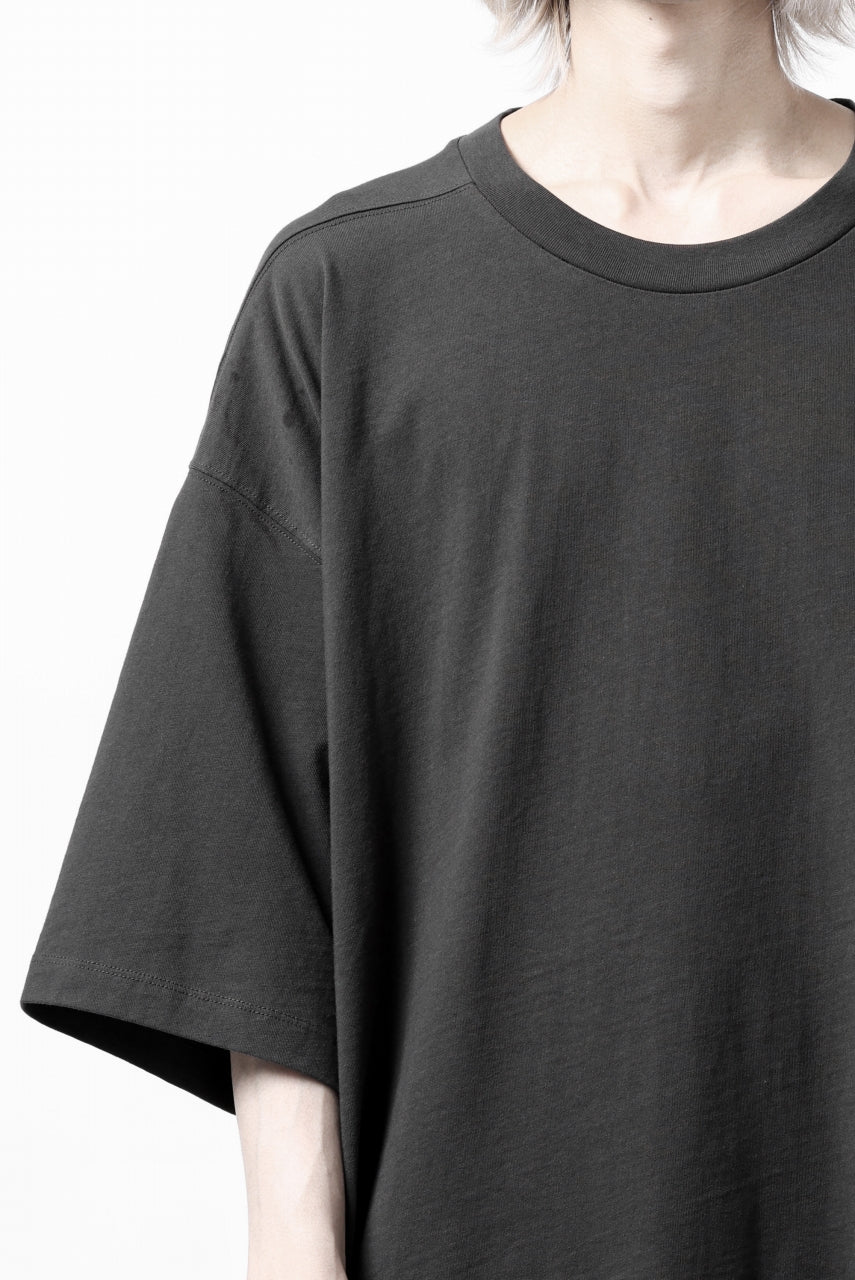 thom/krom OVER SIZED T-SHIRT / ORGANIC COTTON (GRAPHITE) - Image 16