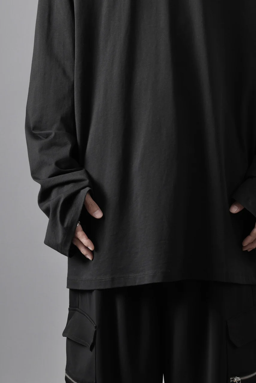 thom/krom OVERSIZED WIDE LONG SLEEVE TEE / COTTON JERSEY (BLACK) - Image 22