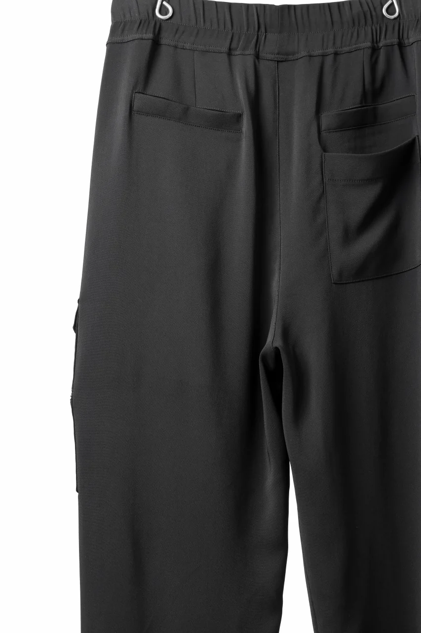 thom/krom RELAXED FIT CARGO TROUSERS / ELASTIC VISCOSE (BLACK) - Image 18