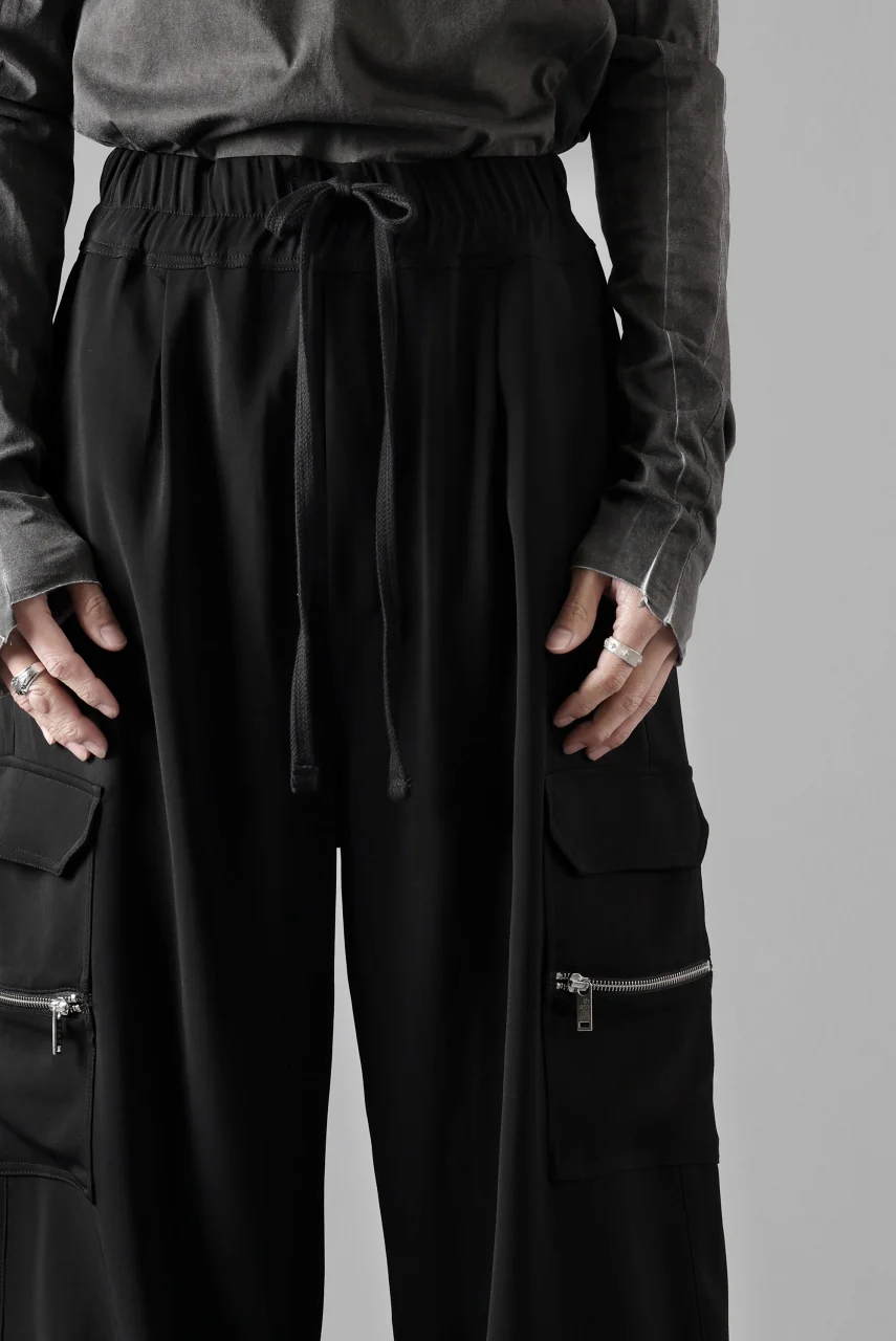 thom/krom RELAXED FIT CARGO TROUSERS / ELASTIC VISCOSE (BLACK) - Image 20