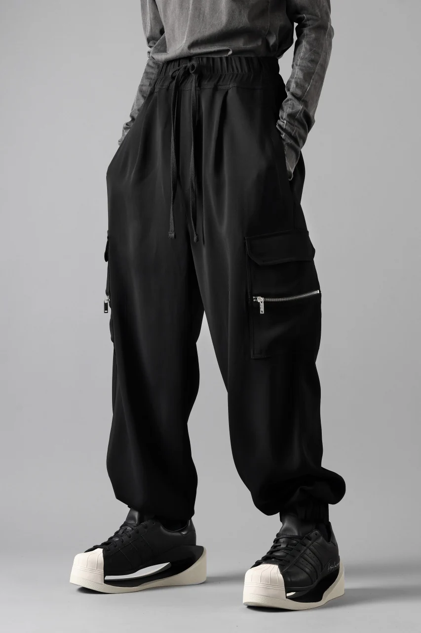 thom/krom RELAXED FIT CARGO TROUSERS / ELASTIC VISCOSE (BLACK) - Image 4