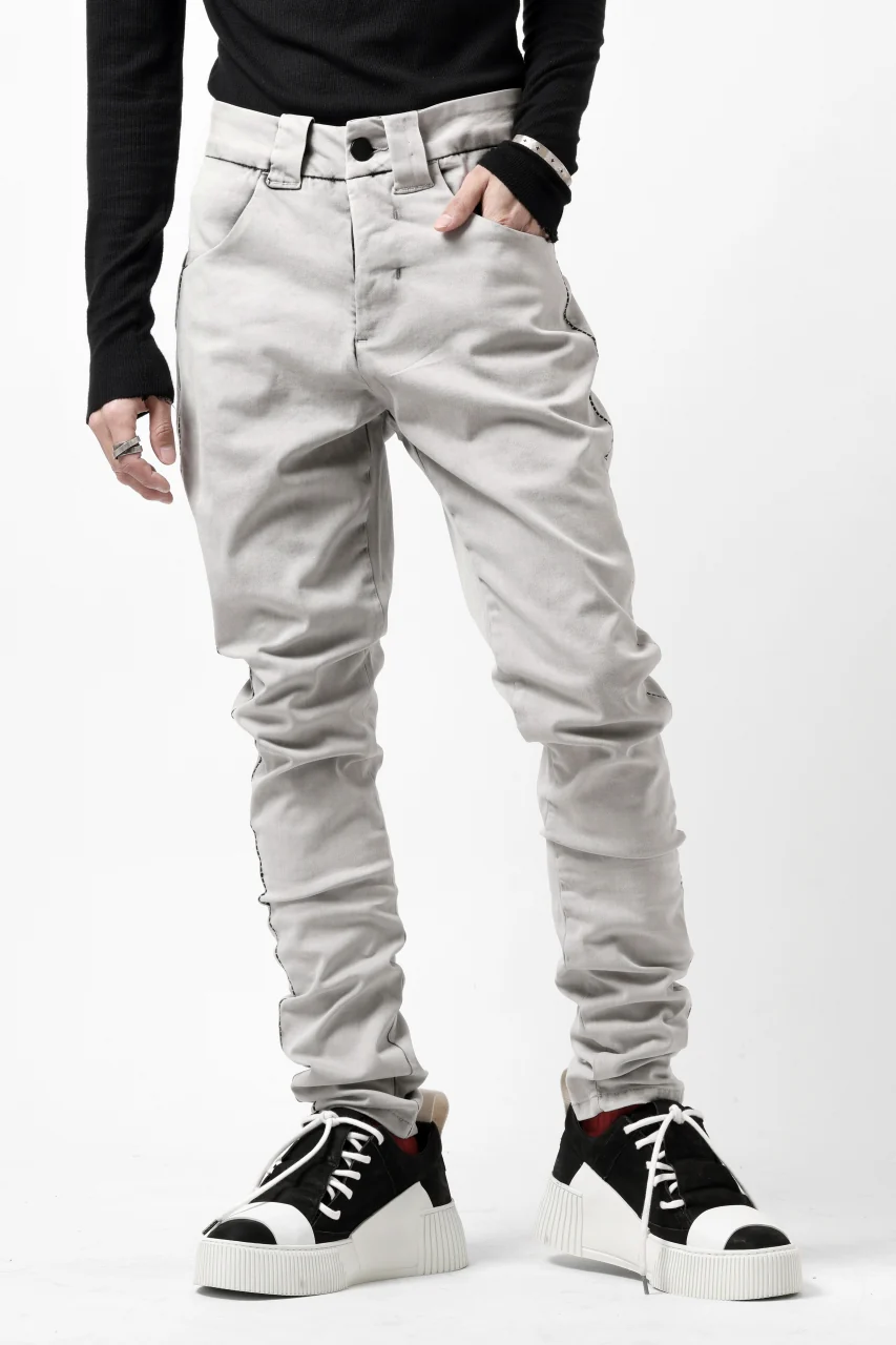 thom/krom SCAR-STITICHING DENIM PANTS / ACID BLEACH (CEMENT) - Image 2