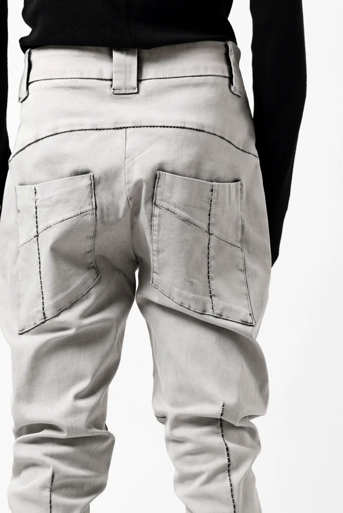thom/krom SCAR-STITICHING DENIM PANTS / ACID BLEACH (CEMENT) - Image 28