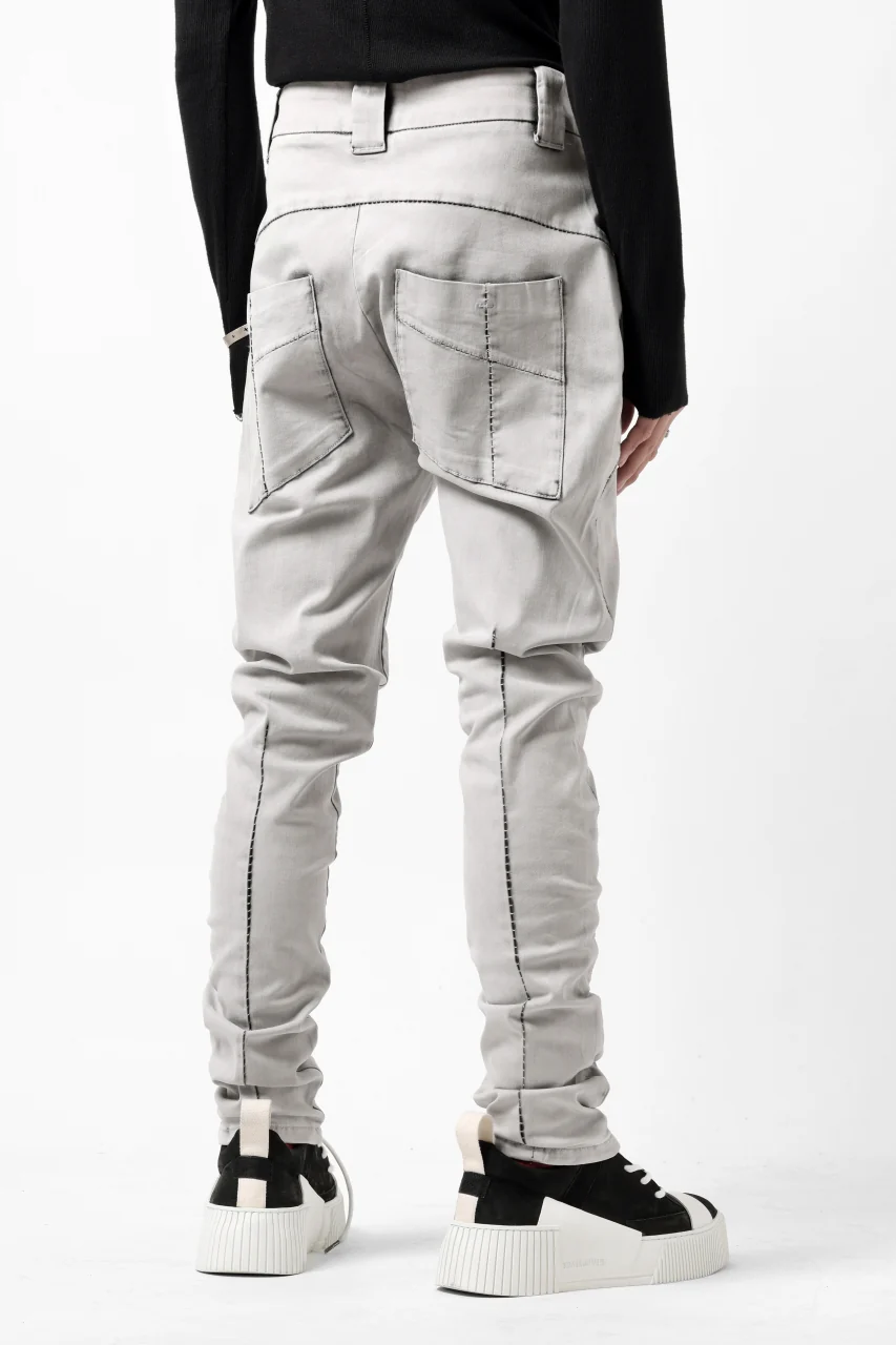 thom/krom SCAR-STITICHING DENIM PANTS / ACID BLEACH (CEMENT) - Image 7