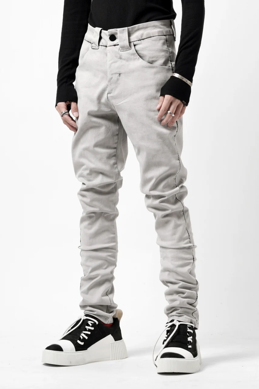 thom/krom SCAR-STITICHING DENIM PANTS / ACID BLEACH (CEMENT) - Image 8