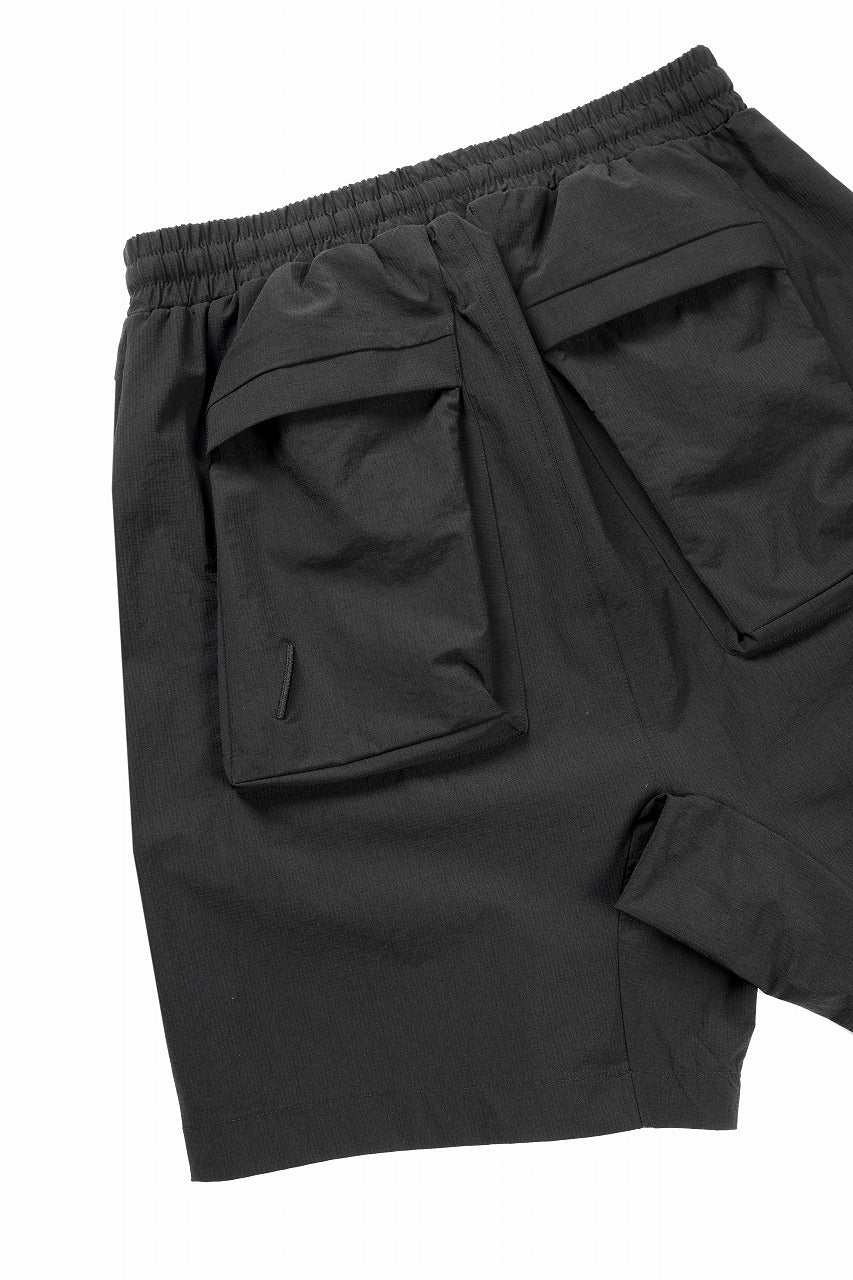 thom/krom ZIP DETAIL SHORTS / RIPSTOP STRETCH NYLON (BLACK) - Image 11