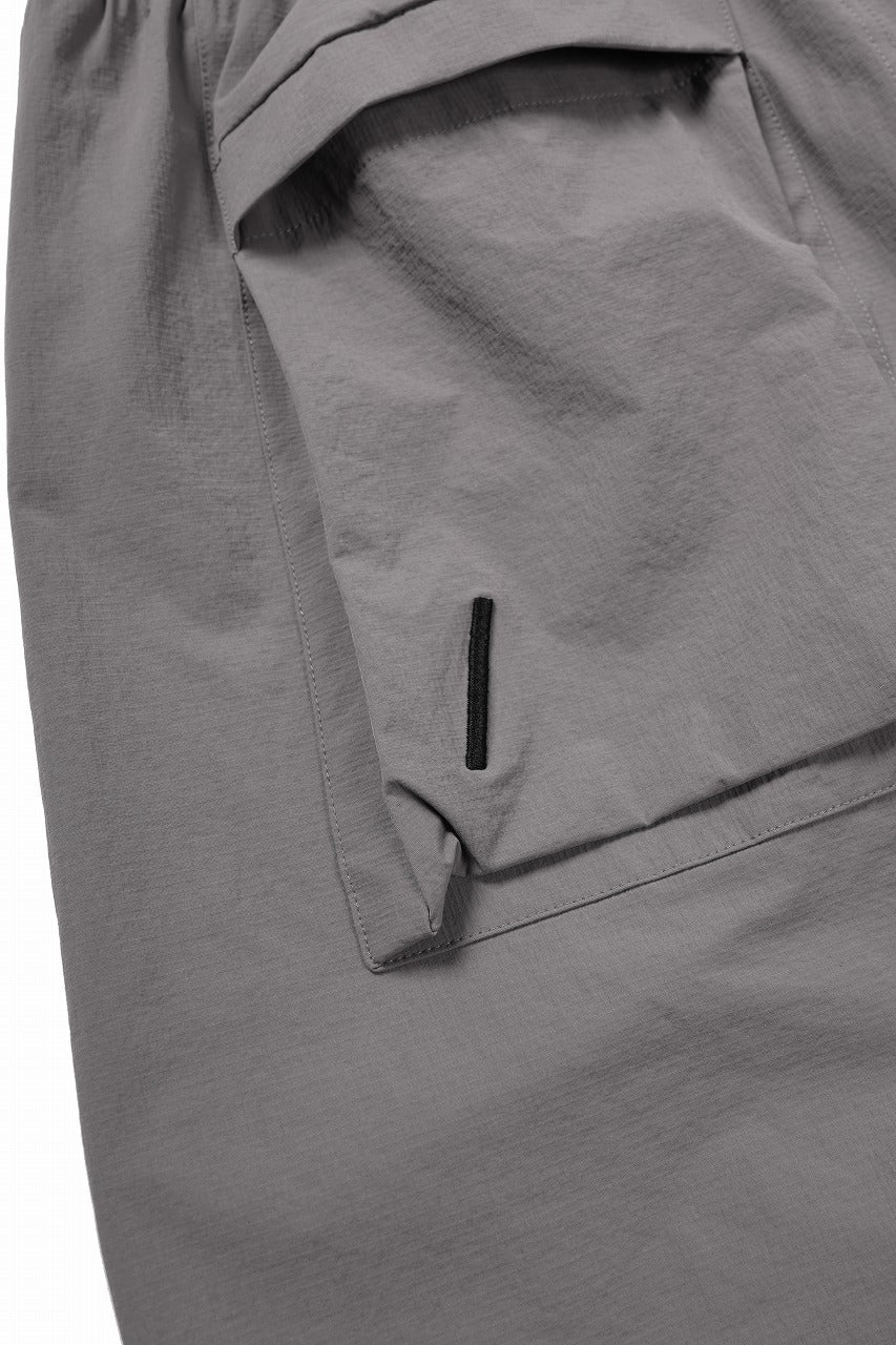 thom/krom ZIP DETAIL SHORTS / RIPSTOP STRETCH NYLON (ROCK) - Image 11
