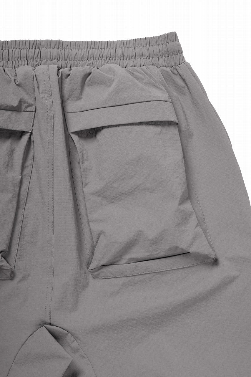 thom/krom ZIP DETAIL SHORTS / RIPSTOP STRETCH NYLON (ROCK) - Image 12