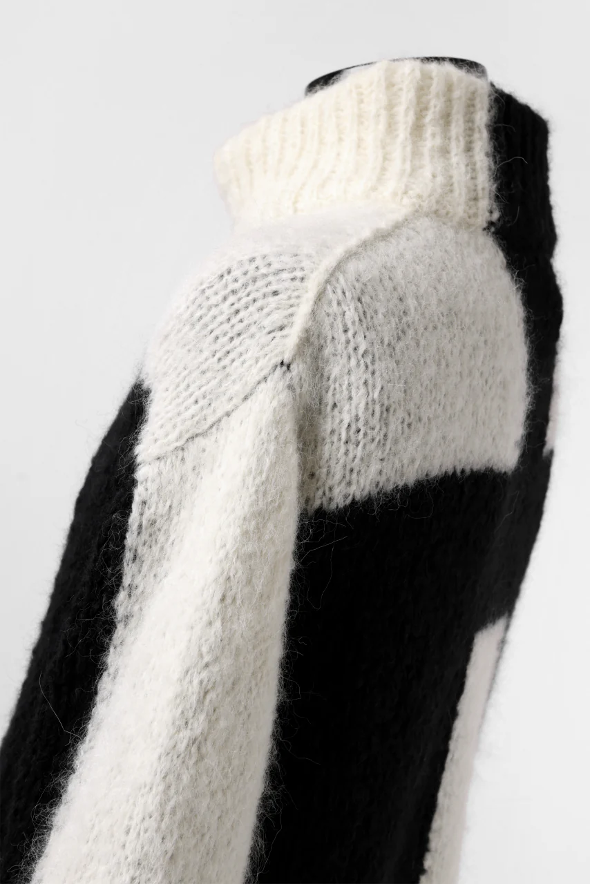 thomkrom HIGH COLLAR KNIT PULLOVER / ALPACA WOOL (BLACK x WHITE) - Image 27