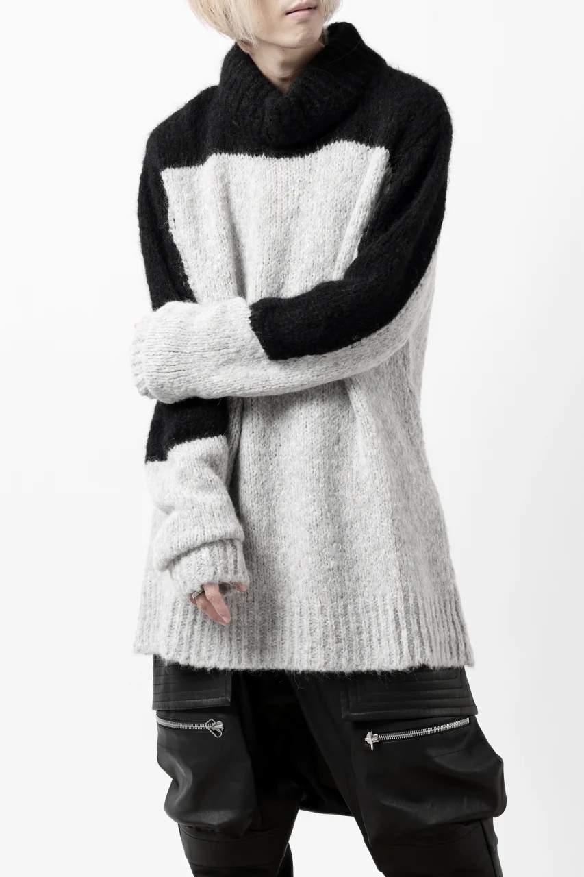 thomkrom HIGH COLLAR KNIT PULLOVER / ALPACA WOOL (LIGHT GREY x BLACK) - Image 12