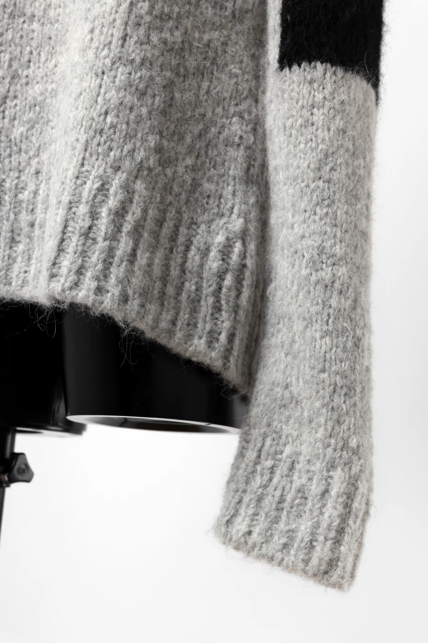thomkrom HIGH COLLAR KNIT PULLOVER / ALPACA WOOL (LIGHT GREY x BLACK) - Image 24