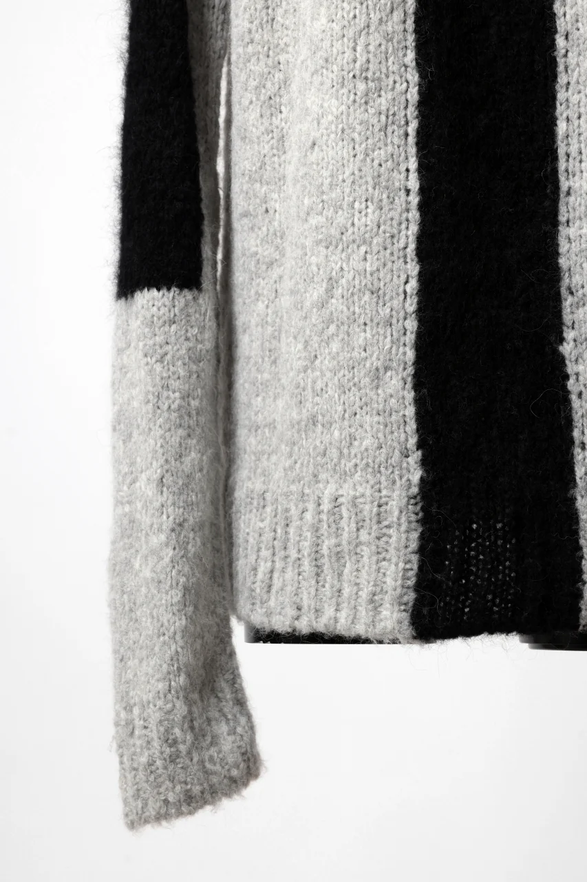 thomkrom HIGH COLLAR KNIT PULLOVER / ALPACA WOOL (LIGHT GREY x BLACK) - Image 28
