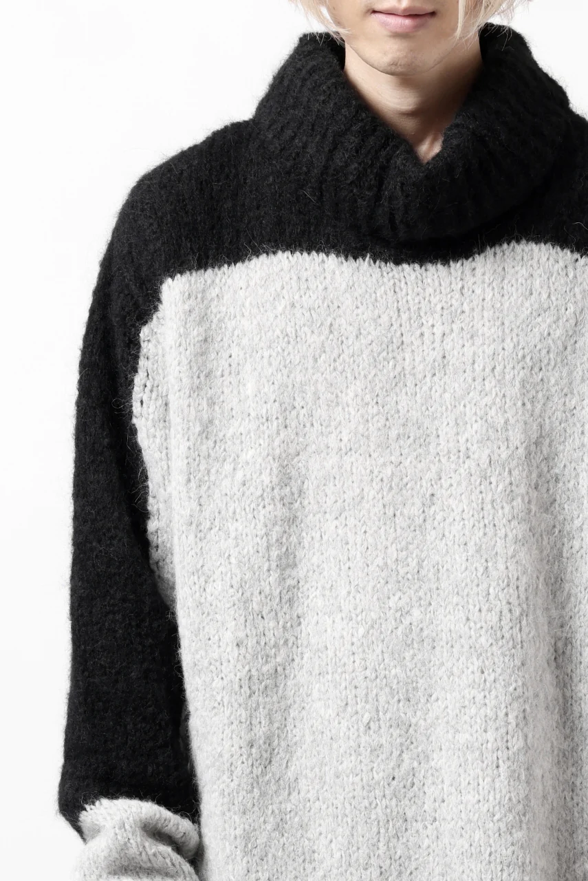 thomkrom HIGH COLLAR KNIT PULLOVER / ALPACA WOOL (LIGHT GREY x BLACK) - Image 32