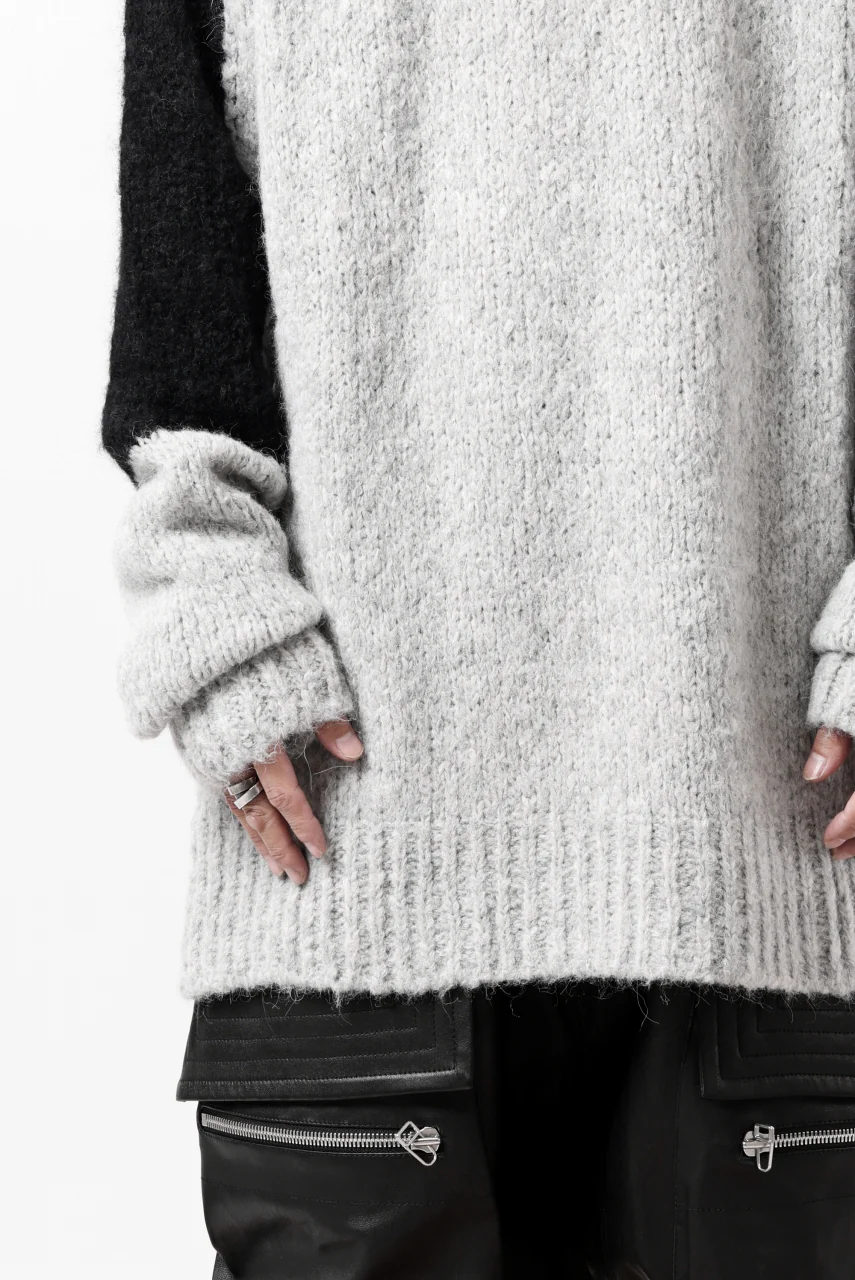 thomkrom HIGH COLLAR KNIT PULLOVER / ALPACA WOOL (LIGHT GREY x BLACK) - Image 33