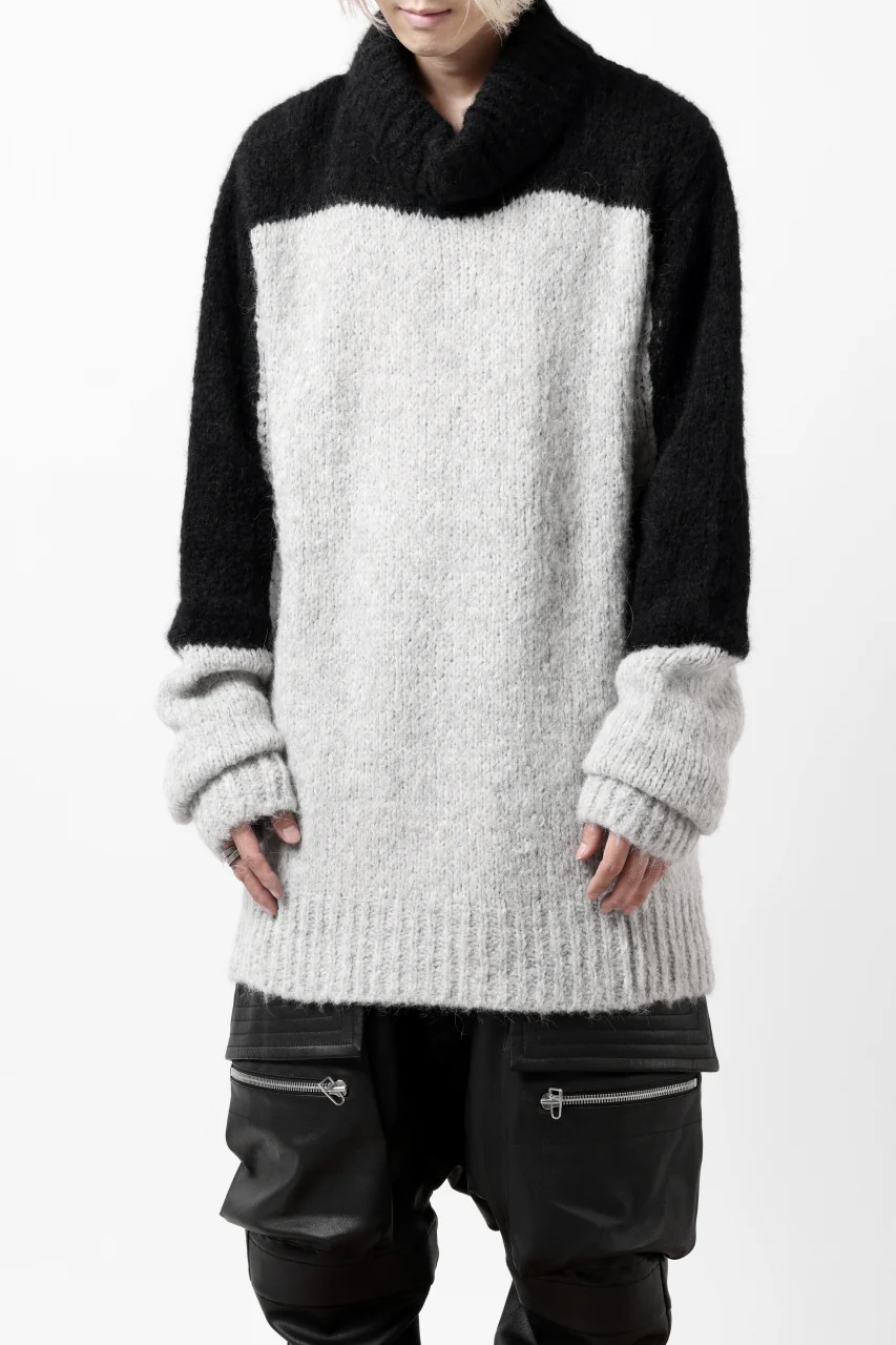 thomkrom HIGH COLLAR KNIT PULLOVER / ALPACA WOOL (LIGHT GREY x BLACK) - Image 4