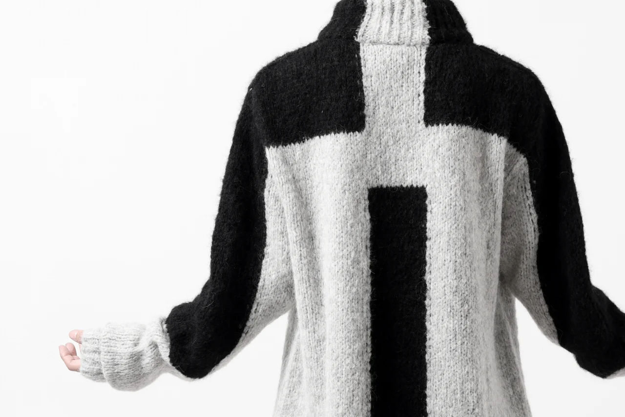 thomkrom HIGH COLLAR KNIT PULLOVER / ALPACA WOOL (LIGHT GREY x BLACK) - Image 41