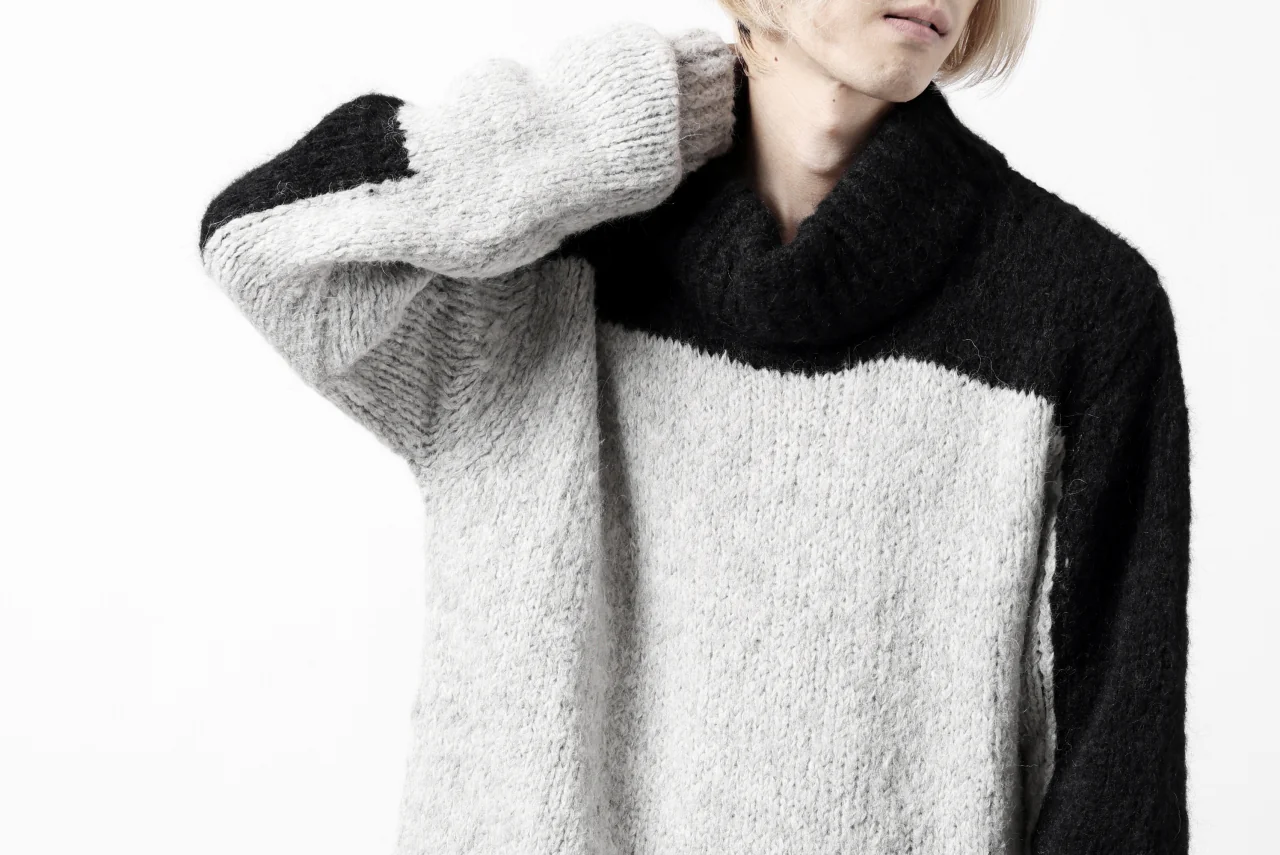 thomkrom HIGH COLLAR KNIT PULLOVER / ALPACA WOOL (LIGHT GREY x BLACK) - Image 42