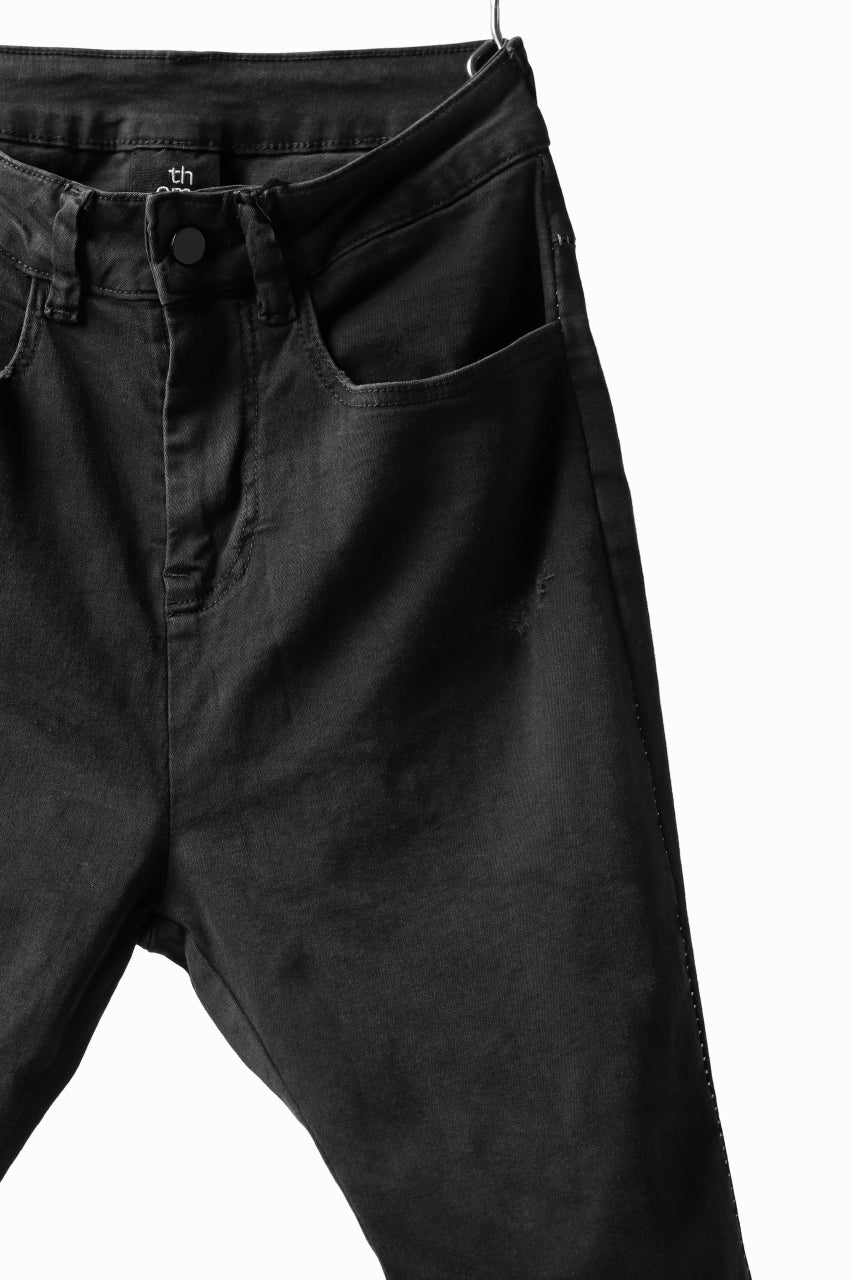 thomkrom OVER LOCK SLIM CROPPED PANTS / DAMAGE STRETCH DENIM (BLACK) - Image 11