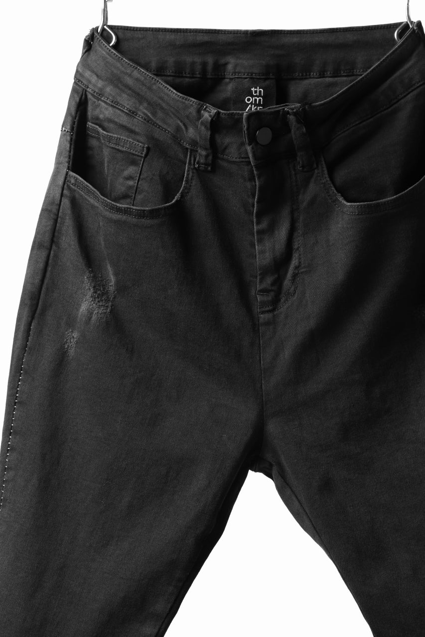 thomkrom OVER LOCK SLIM CROPPED PANTS / DAMAGE STRETCH DENIM (BLACK) - Image 15