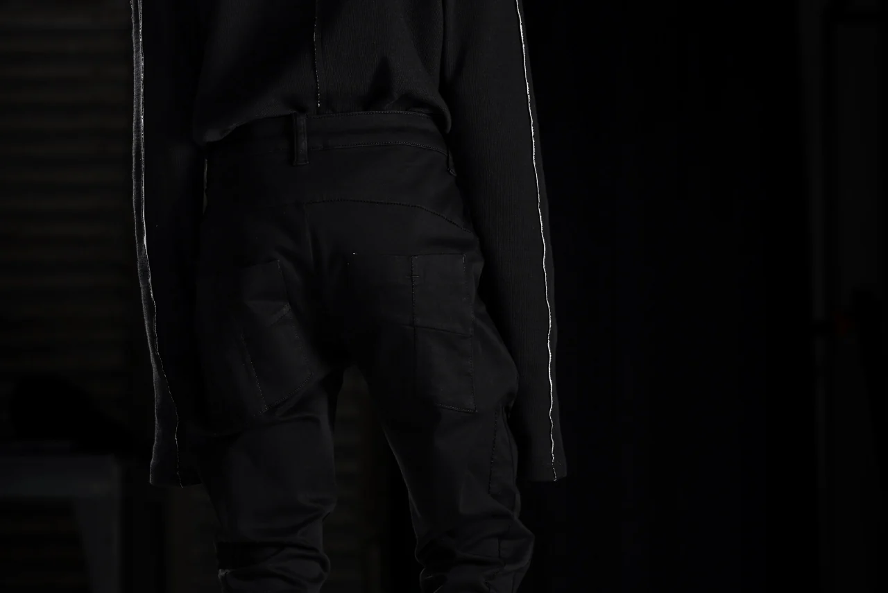 thom/krom OVER LOCKED SKINNY TROUSERS / STRETCH KNIT DENIM (BLACK) - Image 33