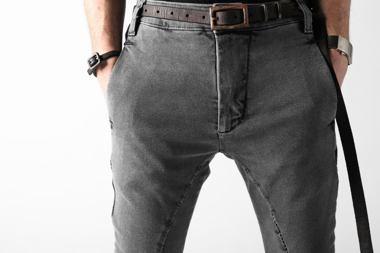 thomkrom OVER LOCKED SLIM TROUSERS / FADE STRETCH DENIM (LIGHT GREY) - Image 17