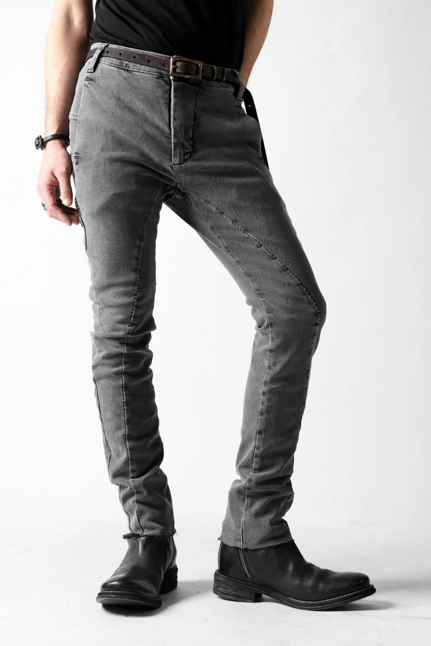 thomkrom OVER LOCKED SLIM TROUSERS / FADE STRETCH DENIM (LIGHT GREY) - Image 2