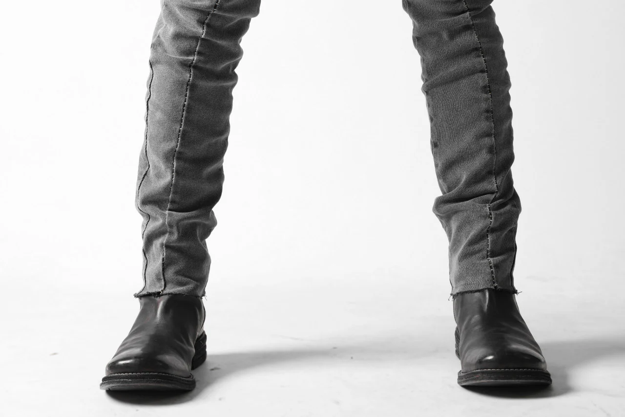 thomkrom OVER LOCKED SLIM TROUSERS / FADE STRETCH DENIM (LIGHT GREY) - Image 20