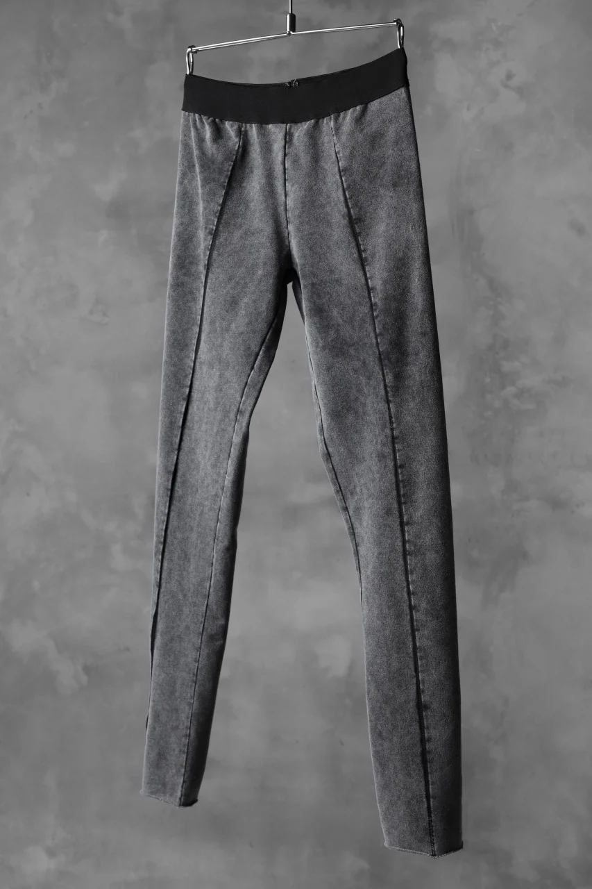 thomkrom OVERLOCKED LEGGINGS / OILED SPRAY DYE (GREY) - Image 2