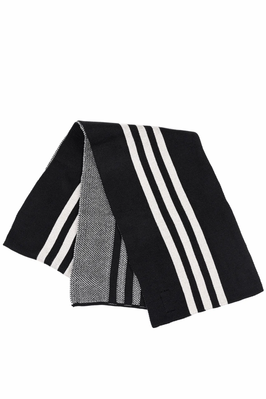 Y-3 Yohji Yamamoto THREE STRIPE SCARF (BLACK) - Image 2