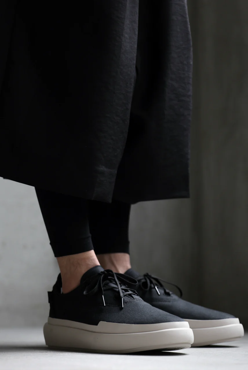 Y-3 Yohji Yamamoto AJATU COURT FORMAL SNEAKERS (BLACK/BLACK/CLEARBROWN) - Image 46