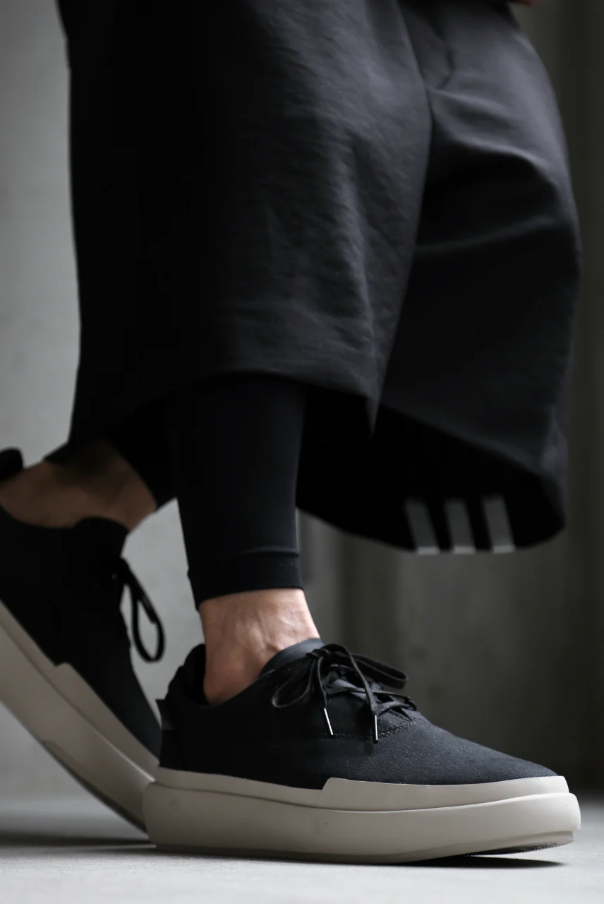 Y-3 Yohji Yamamoto AJATU COURT FORMAL SNEAKERS (BLACK/BLACK/CLEARBROWN) - Image 47