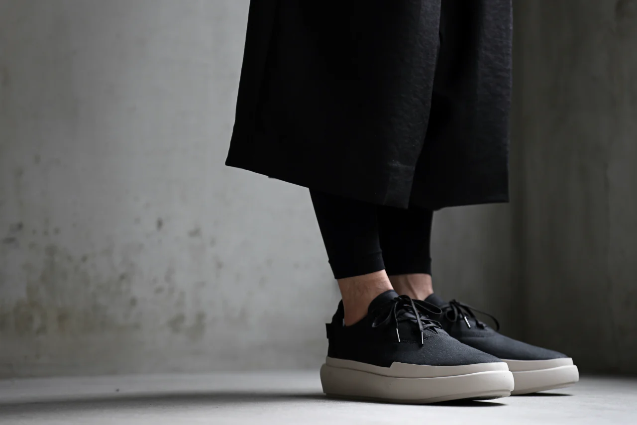 Y-3 Yohji Yamamoto AJATU COURT FORMAL SNEAKERS (BLACK/BLACK/CLEARBROWN) - Image 59