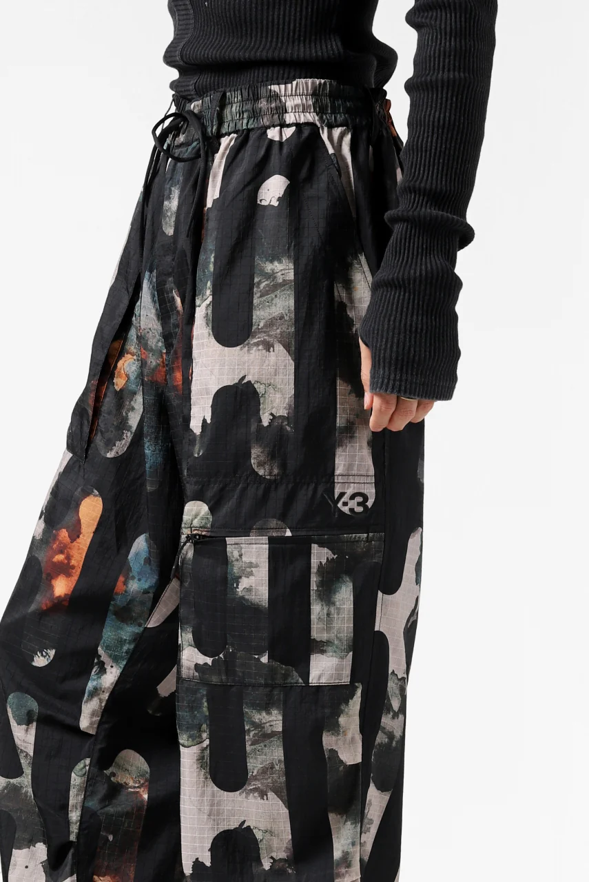 Y-3 Yohji Yamamoto CAMO ALL OVER PRINT PANTS / RIPSTOP (MULTI) - Image 27