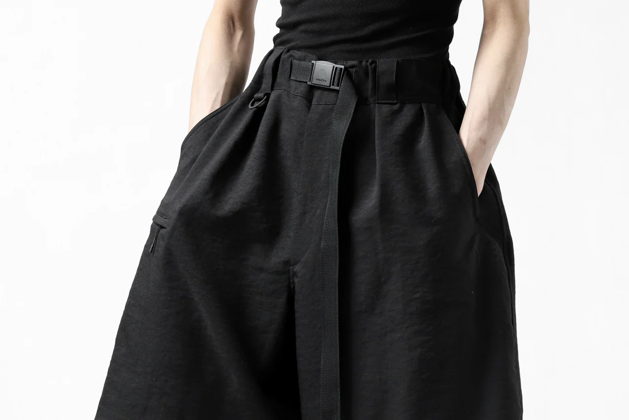 Y-3 Yohji Yamamoto CLASSIC TAILOR SHORT PANTS / POLY TWILL (BLACK) - Image 24