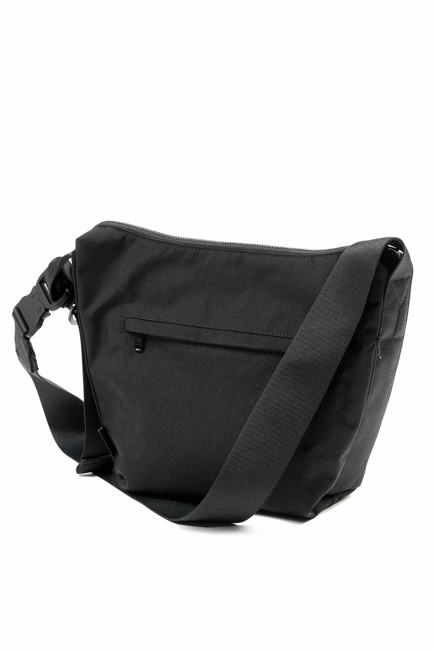 Y-3 Yohji Yamamoto CROSS BODY BAG (BLACK) - Image 3