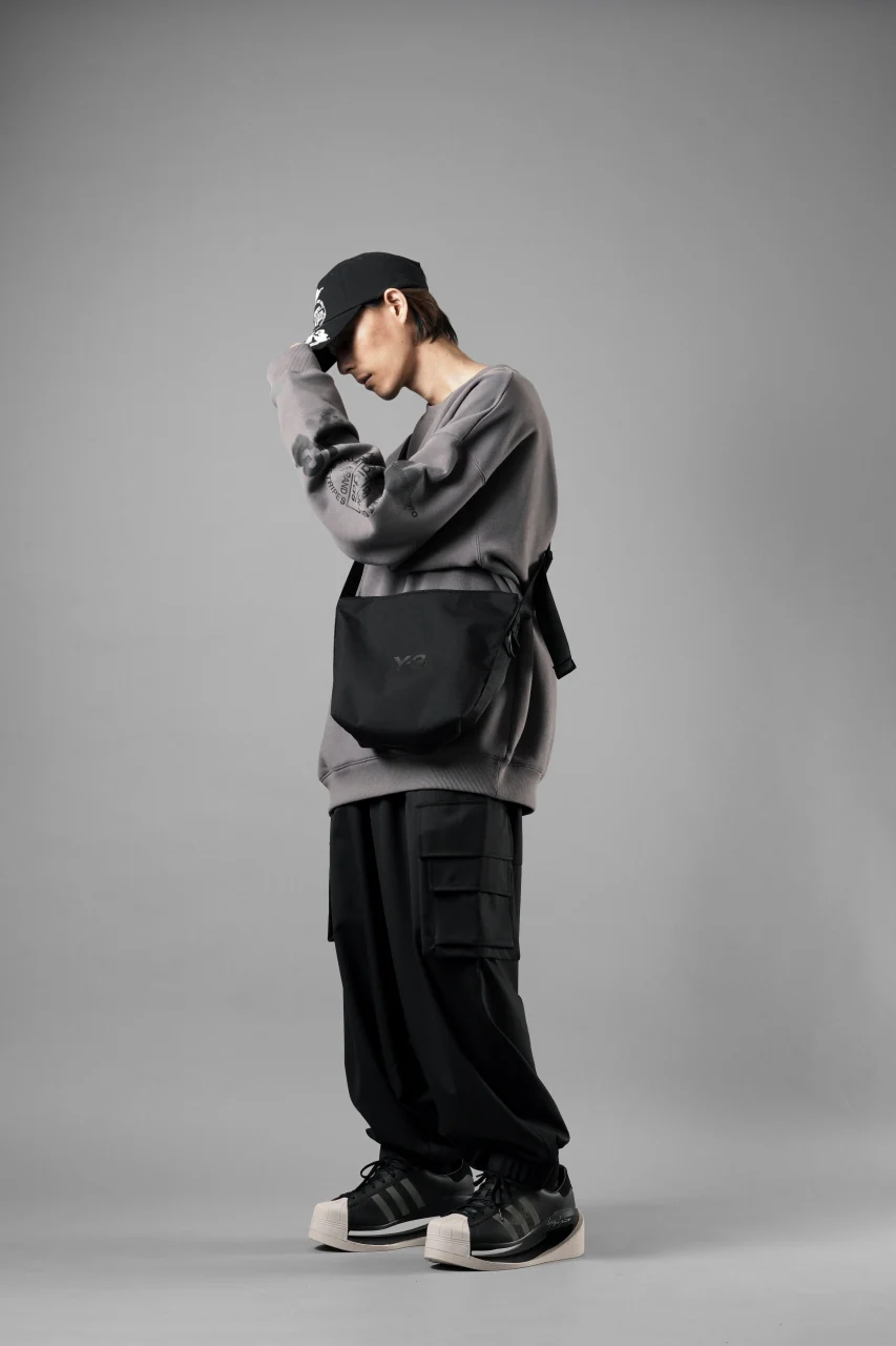 Y-3 Yohji Yamamoto CROSS BODY BAG (BLACK) - Image 13