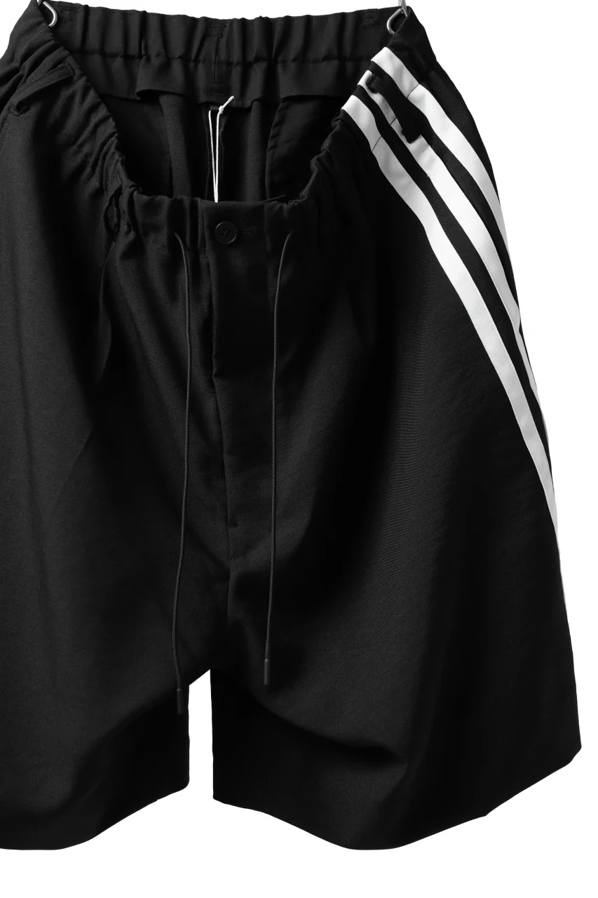 Y-3 Yohji Yamamoto ELEGANT THREE STRIPES TAILOR-SHORTS (BLACK) - Image 19