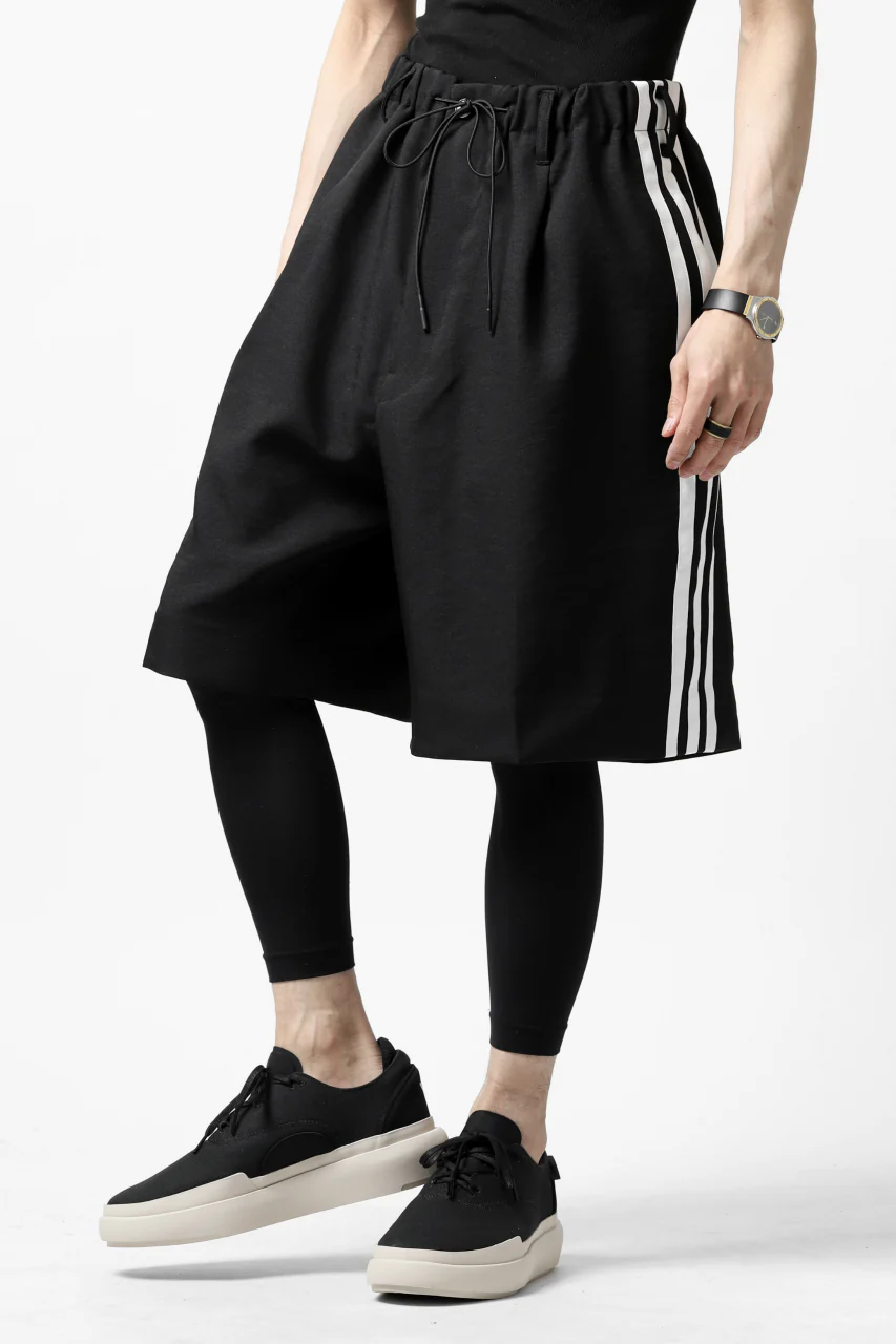 Y-3 Yohji Yamamoto ELEGANT THREE STRIPES TAILOR-SHORTS (BLACK) - Image 5