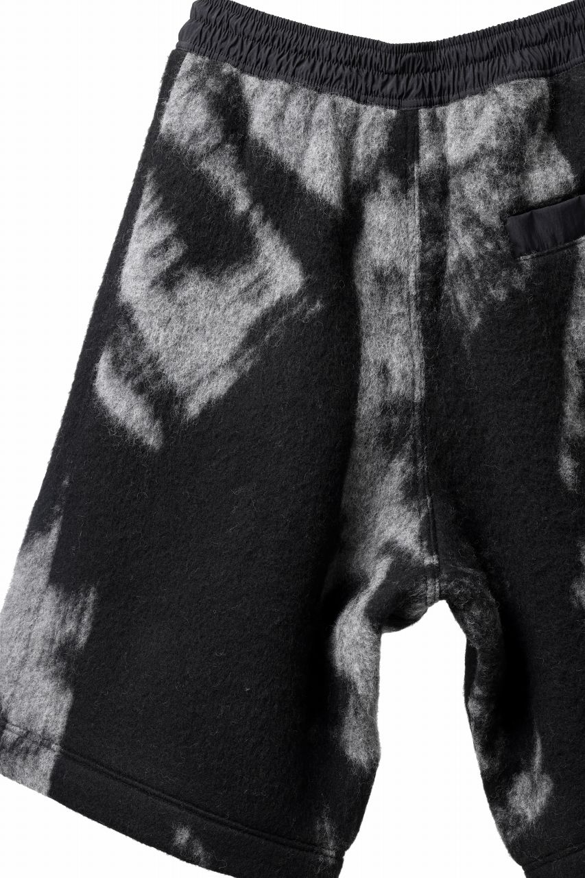 Y-3 Yohji Yamamoto FUZZY FLEECE SHORTS (BLACK + MULTI) - Image 10