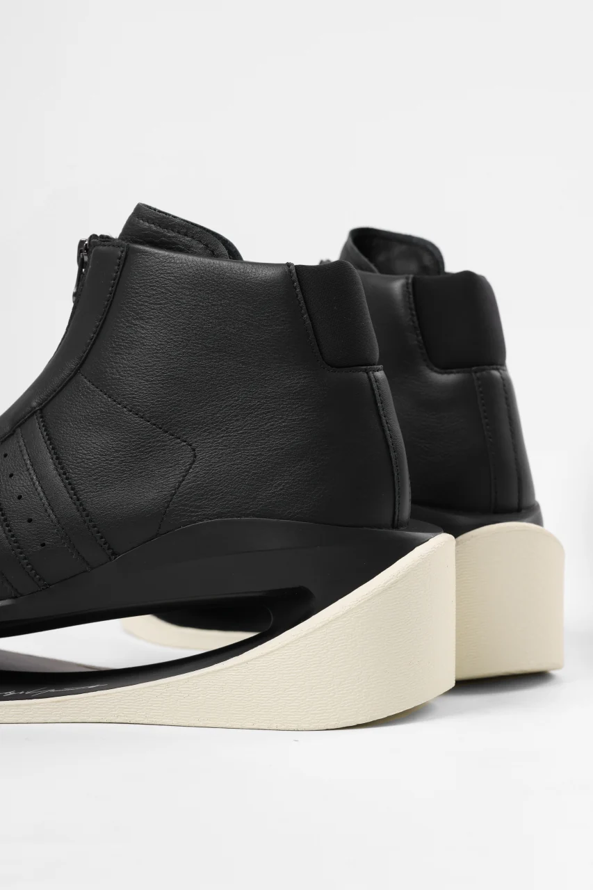 Y-3 Yohji Yamamoto GENDO PRO MODEL(BLACK x BLACK x CREAM WHITE) - Image 14
