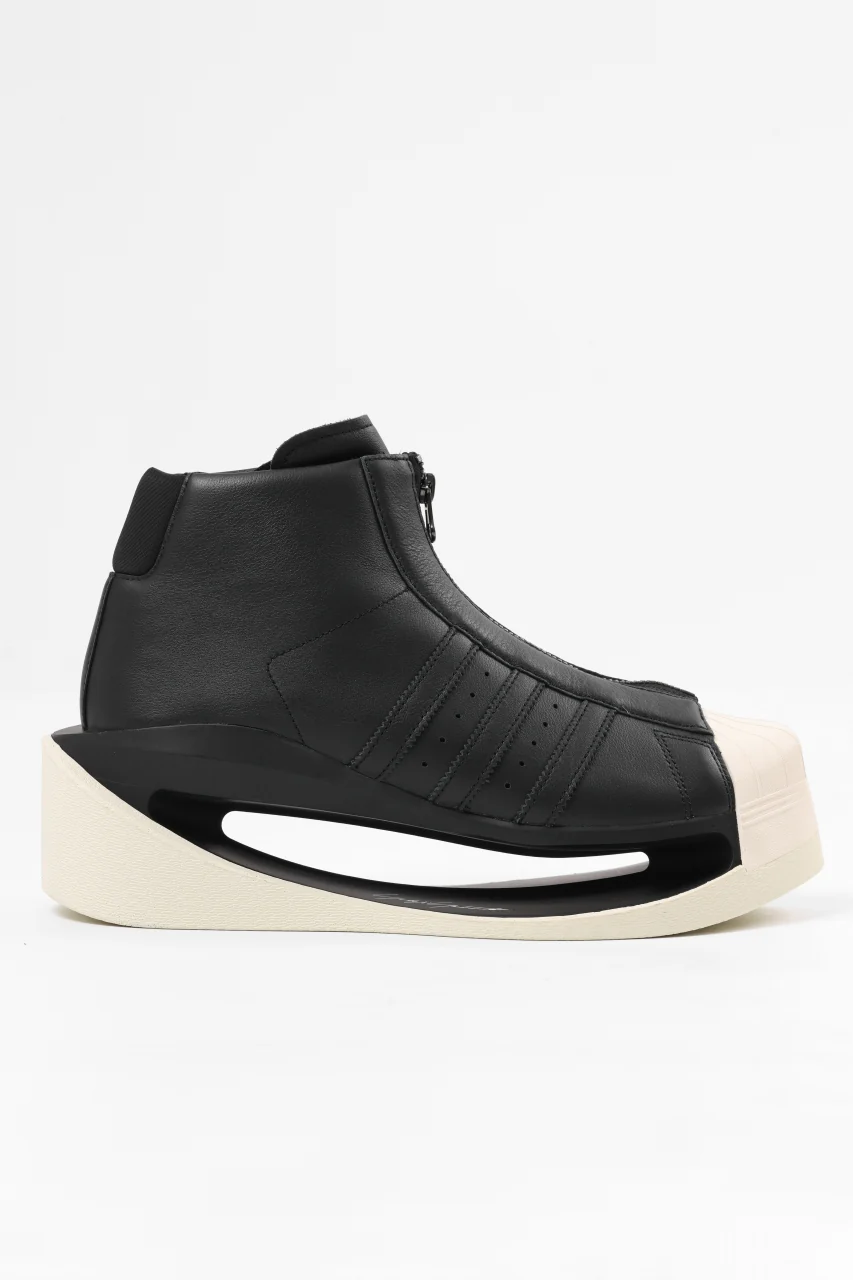 Y-3 Yohji Yamamoto GENDO PRO MODEL(BLACK x BLACK x CREAM WHITE) - Image 16