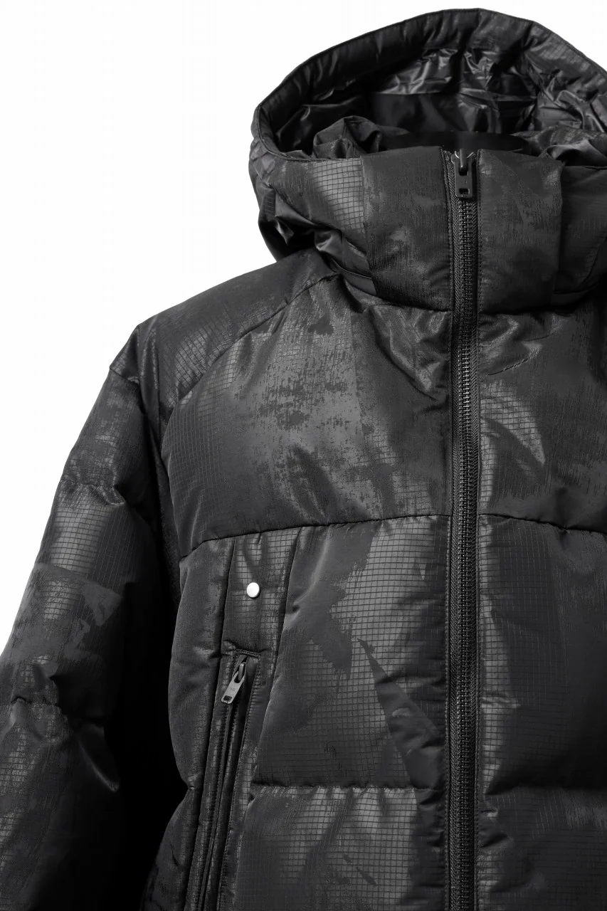 Y-3 Yohji Yamamoto GRAPHICS PUFFER JACKET / PERTEX® (BLACK) - Image 10