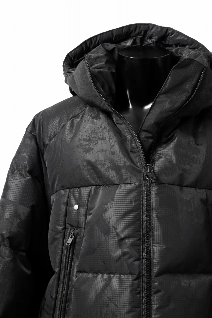 Y-3 Yohji Yamamoto GRAPHICS PUFFER JACKET / PERTEX® (BLACK) - Image 12