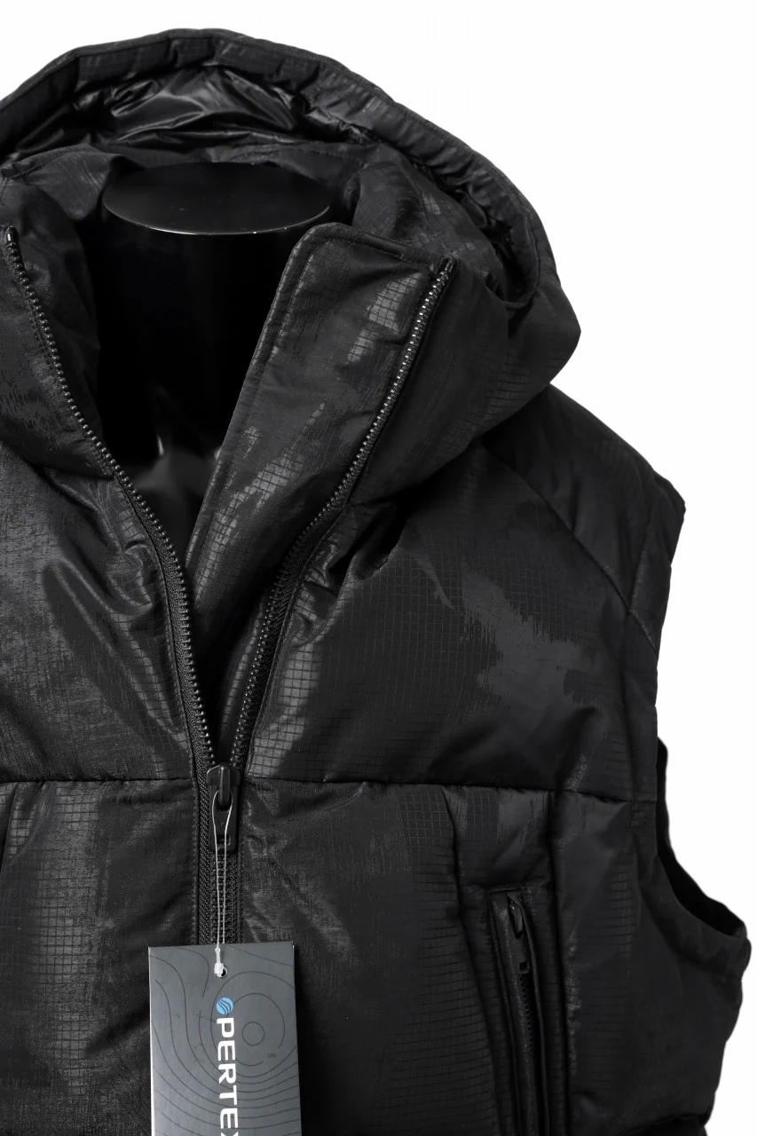 Y-3 Yohji Yamamoto GRAPHICS PUFFER VEST / PERTEX® (BLACK) - Image 13