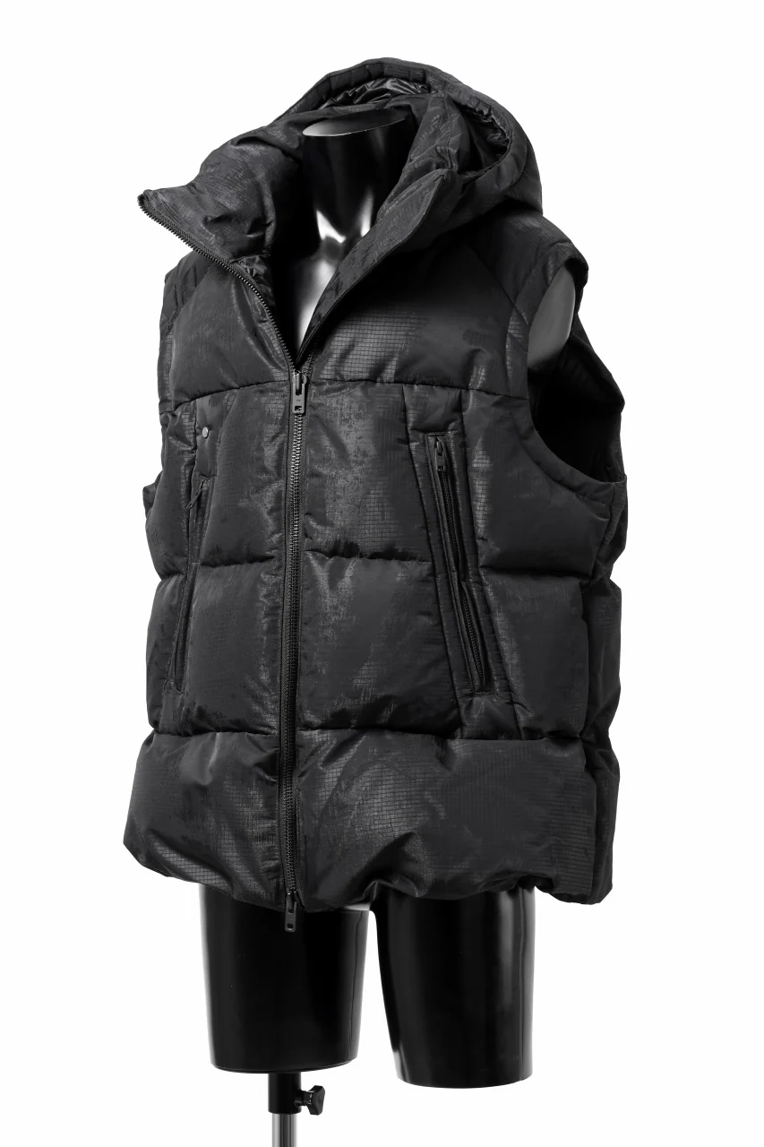 Y-3 Yohji Yamamoto GRAPHICS PUFFER VEST / PERTEX® (BLACK) - Image 2