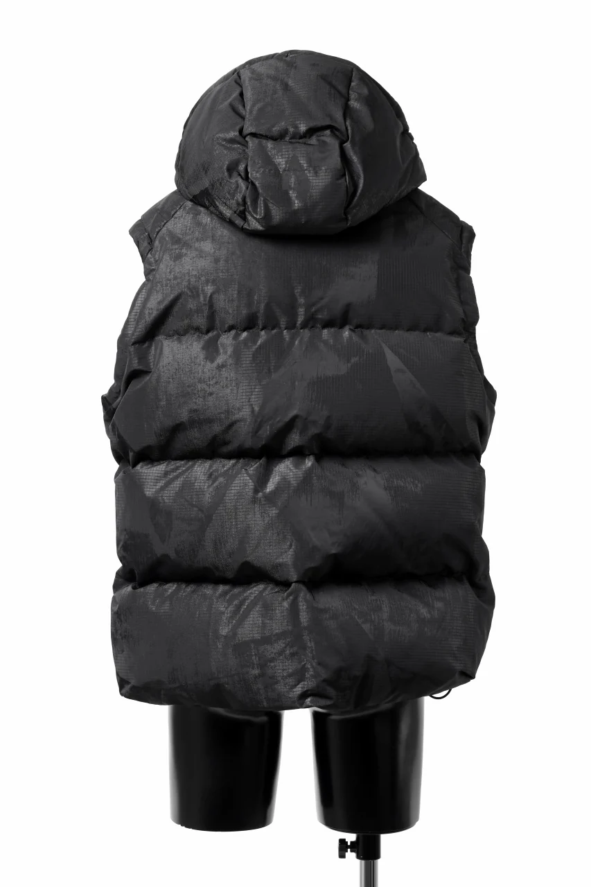 Y-3 Yohji Yamamoto GRAPHICS PUFFER VEST / PERTEX® (BLACK) - Image 6