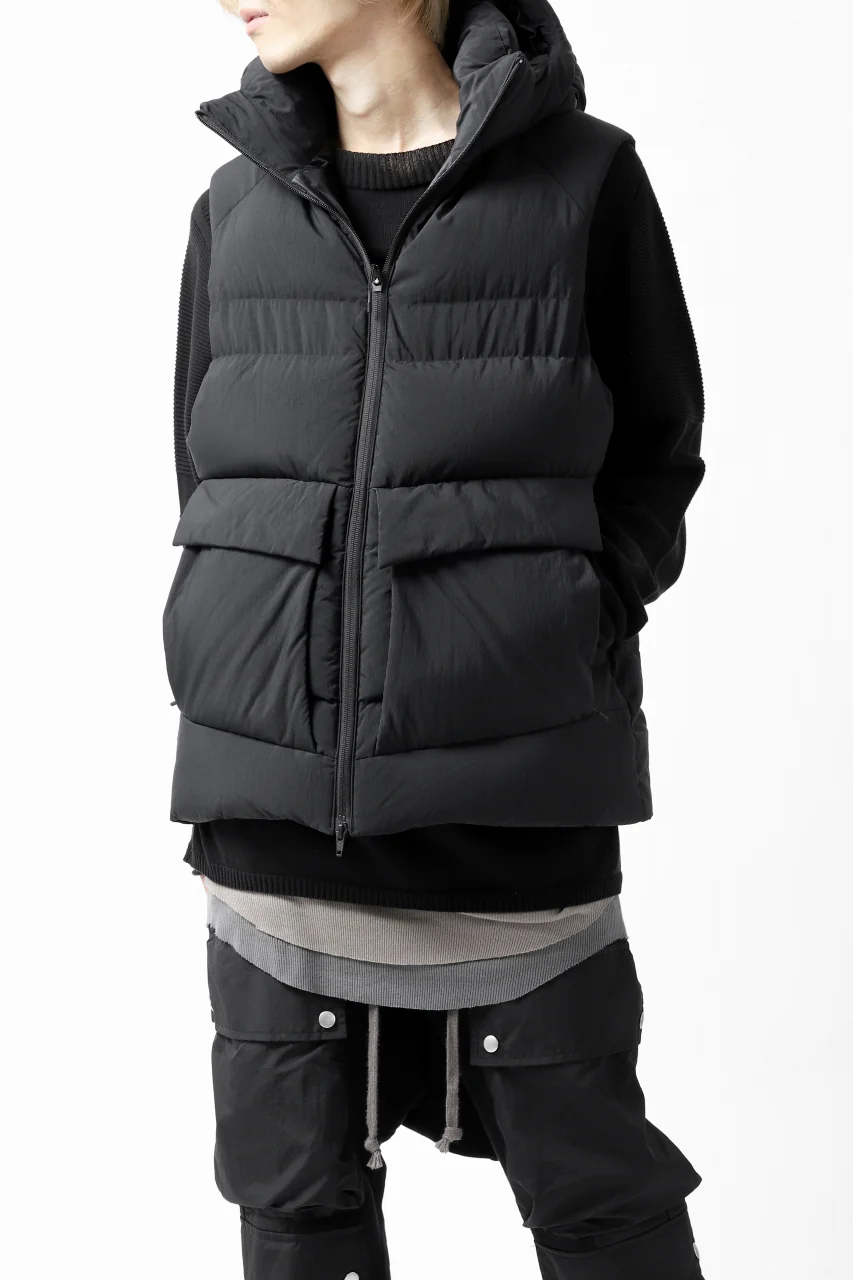 Y-3 Yohji Yamamoto M CLASSIC PUFFY DOWN VEST (BLACK) - Image 37